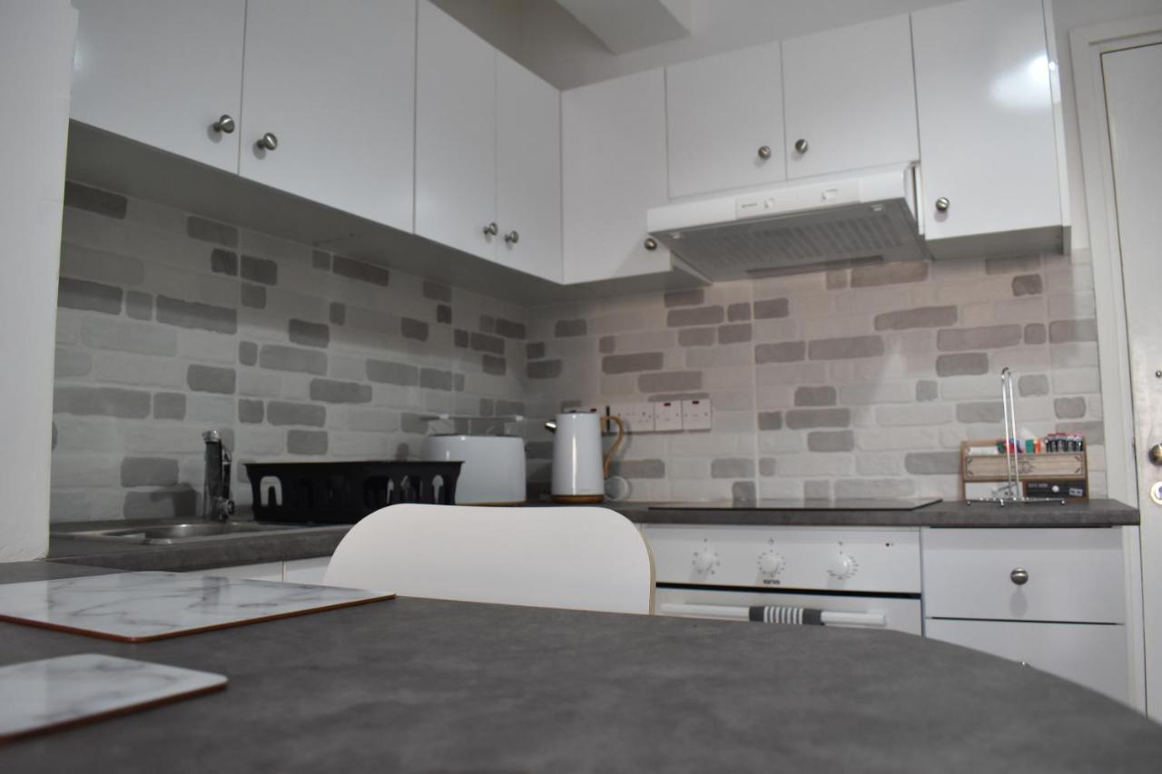 Marias Apartment - In City Centre,Near Beach Λάρνακα Εξωτερικό φωτογραφία